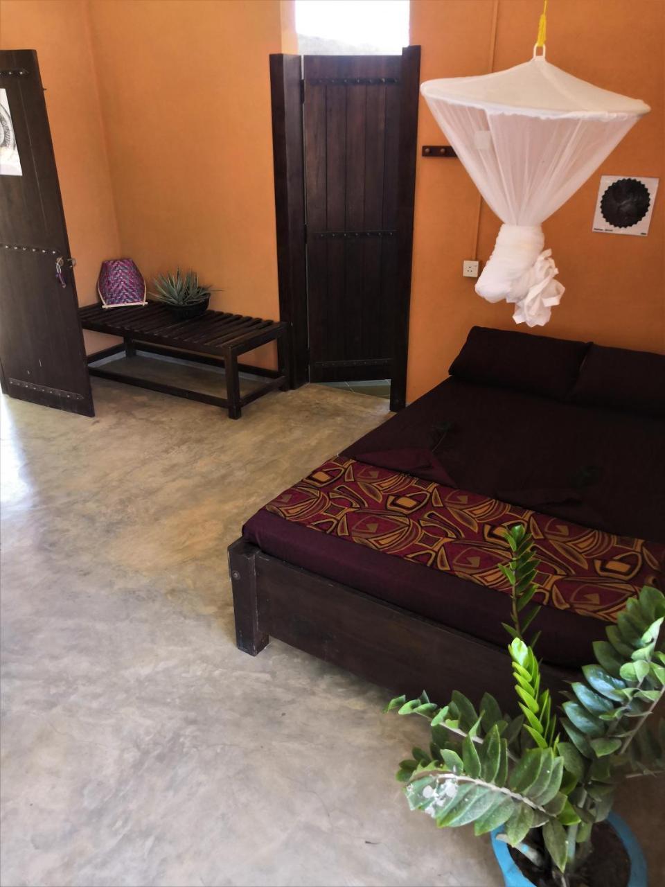 Auberge de jeunesse Yala Yin Yang à Palatupana Extérieur photo