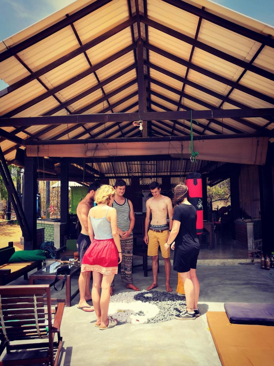 Auberge de jeunesse Yala Yin Yang à Palatupana Extérieur photo